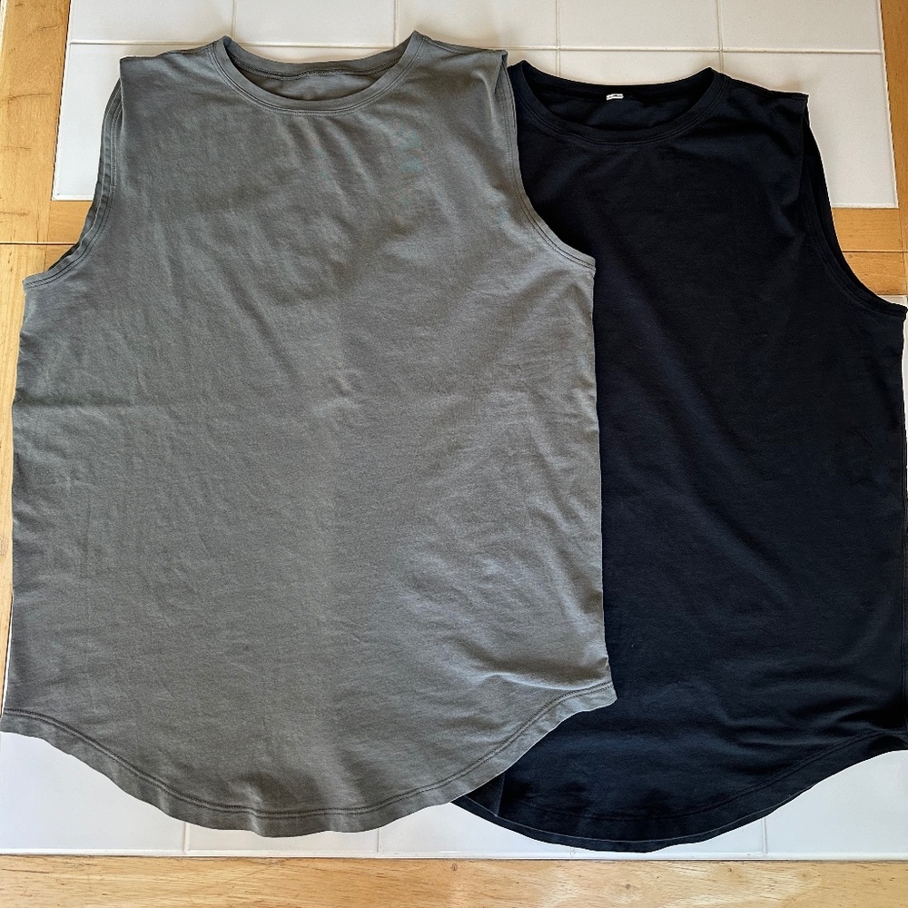 Lululemon Tank Top Bundle Black and Grey Women’s Large